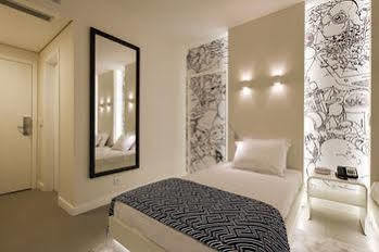 Hotel Ibis Styles Botafogo 3*